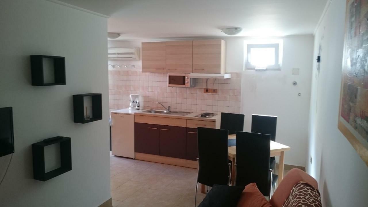 Apartment Sara Umag Buitenkant foto
